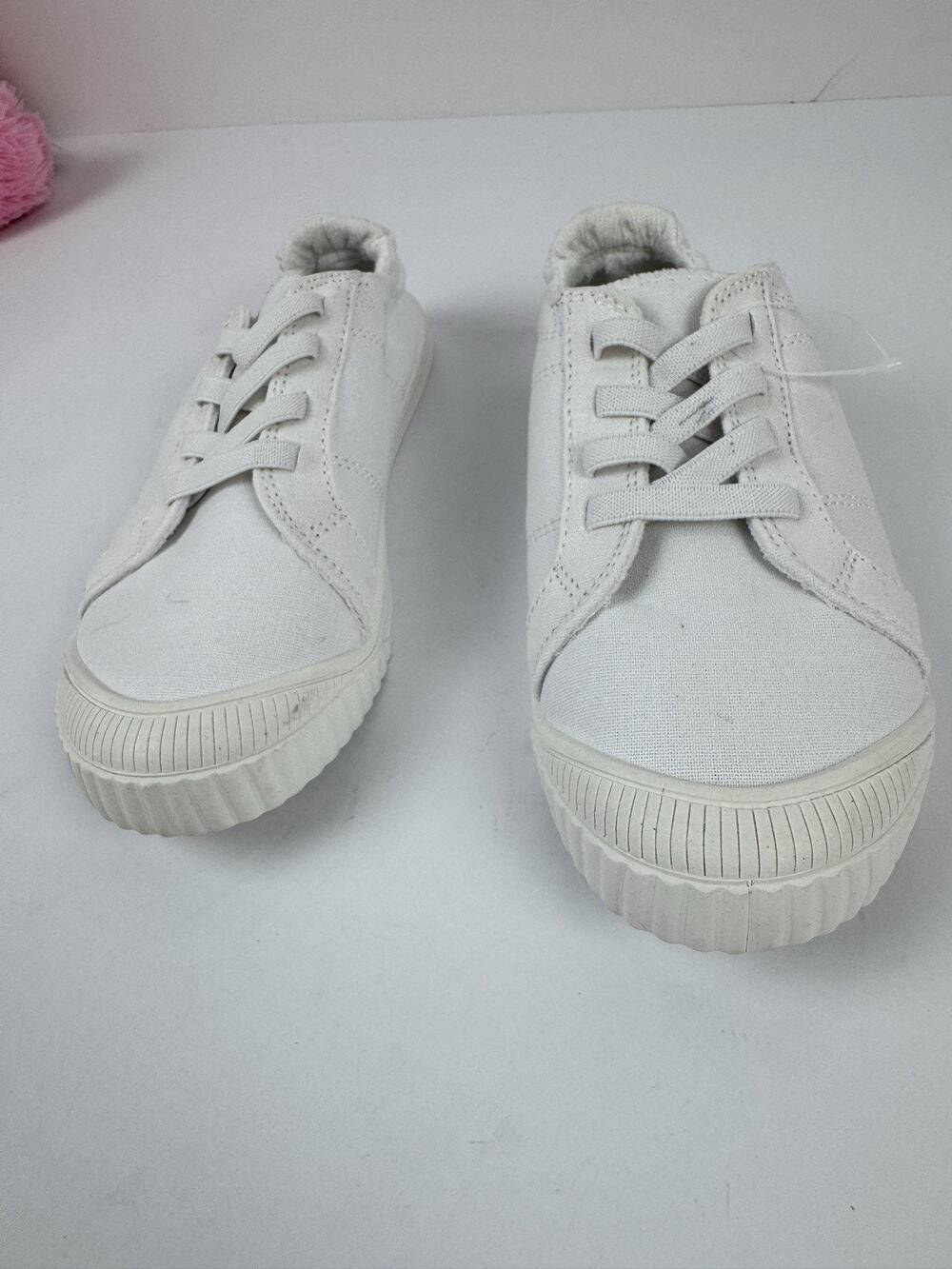 Wonder Nation Slip On Sneakers Girls Size 3 White Stretchy Back Lightweight